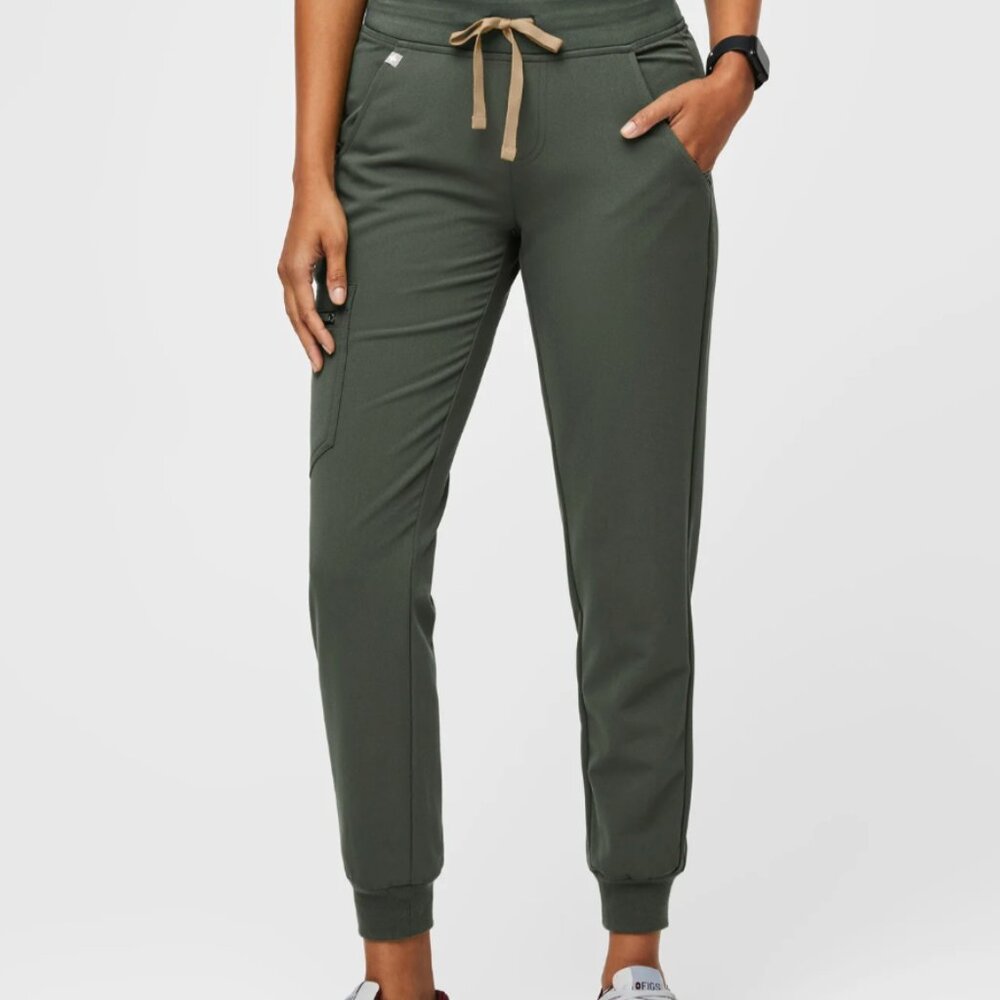 FIGS Zamora jogger pants- Moss, Small Petite